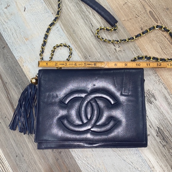 Navy Chanel purse - Picture 2 of 7